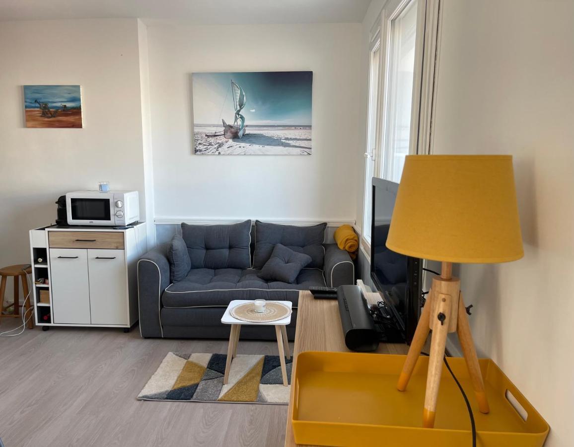 Appt Fouras Centre Ville 50M De La Mer Exterior photo